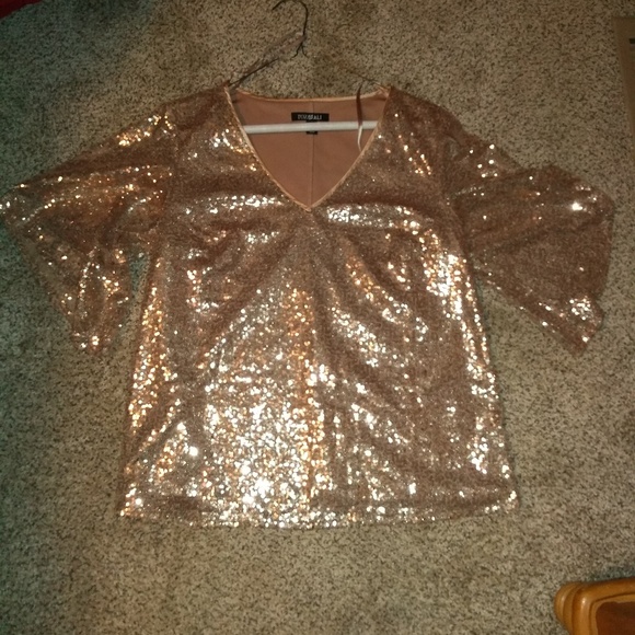 Blouse - Picture 1 of 4